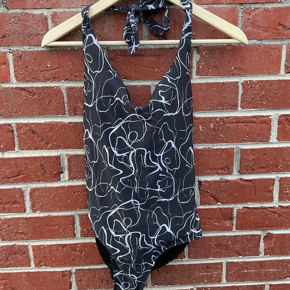 Esmara One Piece Swimsuit Halter V Neck Nylon Blend Black White Women 8 - Picture 1 of 4